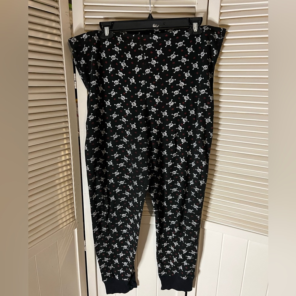 Black cross bone LG Pj pant thermals